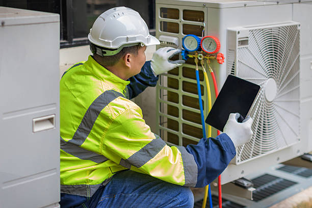 Professional Hvac technician working in Sophia, NC